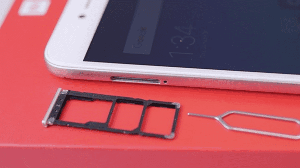 Скрепка и лоток для сим-карт и карты памяти на Redmi Note 5A